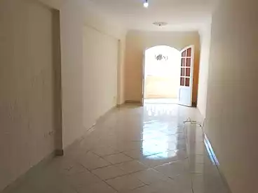 عقارات للإيجار في شارع خالد بن الوليد، سيدي بشر بحري، 145 متر