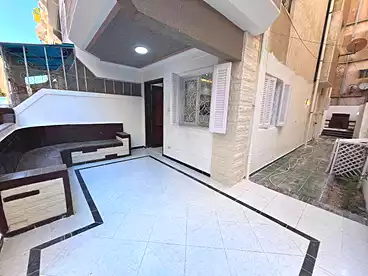 Chalets For sale in Shatee El Nakheel, Al Agamy, 135 sqm
