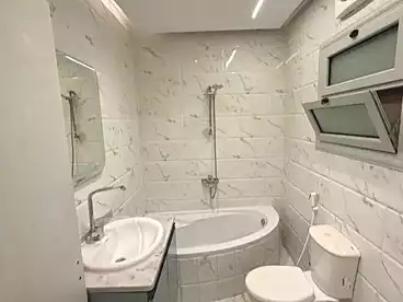 Apartments For sale in El Bashwat St., Bianchi, 160 sqm