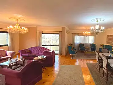 Apartments For sale in El Sheikh Mohammed El Nadi St., 6th Zone, 220 sqm
