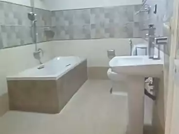 شقق للبيع في شارع الخمسين، النزهة 2، 160 متر