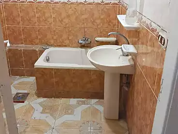 Apartments For sale in Kasr Al Quiri St, El Hanouvel, 95 sqm