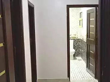 شقق للبيع في شارع الاربعين، بيانكي، 200 متر