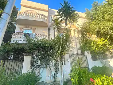 Private For sale in Amr Ibn El Ass St., South Academy (H), 200 sqm