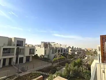 في كمبوند ازاليا - سوديك ايست، كمبوند سوديك إيست، 208 متر