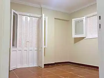 Apartments For sale in El Kholafaa El Rashdeen St., El Hanouvel, 95 sqm