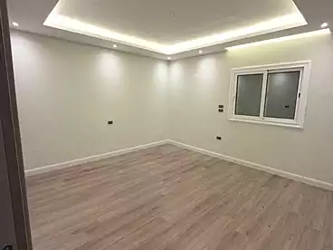 Apartments For sale in Mohammed Kamel El Harouni St., 6th Zone, 250 sqm