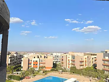 Offices For sale in Seventeenth Neighborhood, El Sheikh Zayed, 76 sqm