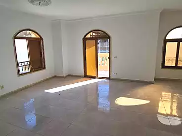 عقارات للإيجار في شارع الشيخ مصطفي اسماعيل، جنوب الاكاديميه (و)، 180 متر