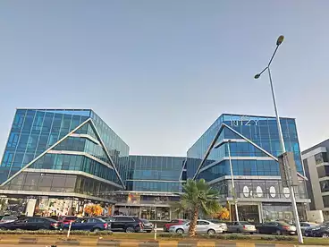 مكاتب للبيع في ريتزي مول - ثيبيس للاستثمار، كمبوند بالشيخ زايد، 84 متر