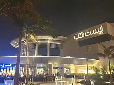 عقارات للبيع في مول ايست هاب - مجموعة طلعت مصطفي، مدينتي، 100 متر