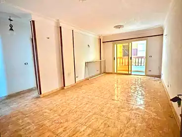 شقق للبيع في شارع مسجد الصالحين، البيطاش، 130 متر