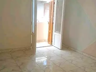 شقق للبيع في البيطاش، العجمي، 120 متر