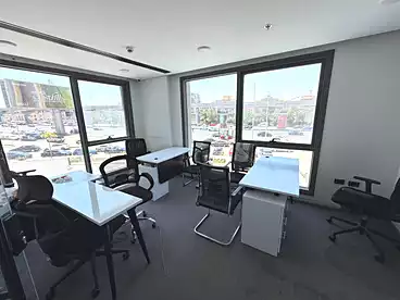 in Concord Plaza Mall, Compounds in New Cairo, 550 sqm