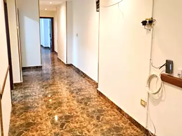 Corporate Branch For rent in Abou Quer St - El Horeya Rd, Ganaklis, 120 sqm