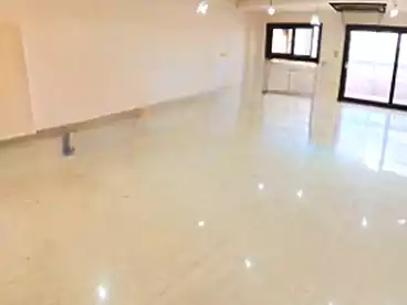 عقارات للبيع في شارع قناة السويس، جديلة، 200 متر