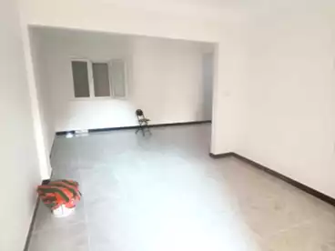 Apartments For sale in Mortada Basha St, Ganaklis, 105 sqm
