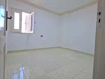 Apartments For sale in Shatee El Nakheel, Al Agamy, 125 sqm