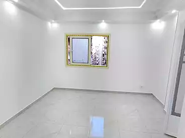 Apartments For sale in Gamal Abdel Nasser St., Miami, 160 sqm
