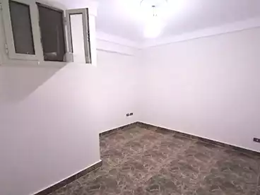 Corporate Branch For rent in Abou Quer St - El Horeya Rd, Ganaklis, 120 sqm