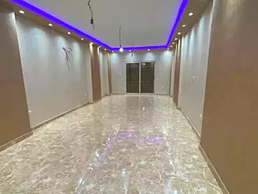 شقق للإيجار في شارع المجزر الالي، اللبيني، 200 متر