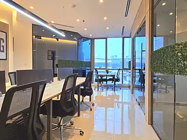 Offices For rent in Northern 90th St., 90th Street, 90 sqm