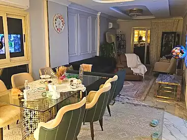 شقق للبيع في شارع جمال عبد الناصر، المندرة، 175 متر