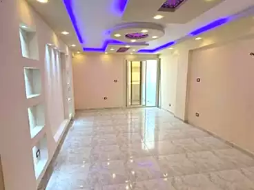 شقق للبيع في شارع السلام، السيوف قبلي، 100 متر