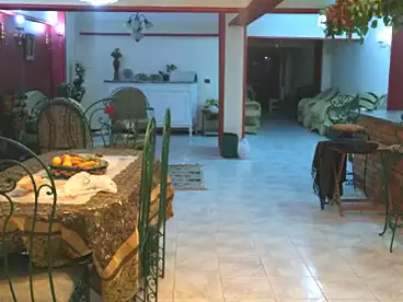 عقارات للإيجار في بيانكي، البيطاش، 240 متر