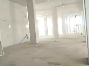 عقارات للإيجار في المناطق الصناعية، العبور، 1600 متر