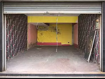 Commercial For sale in Amr Ibn El Ass St., Sidi Beshr Qebli, 40 sqm