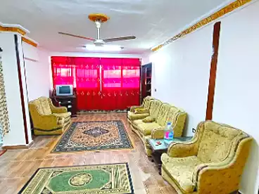 عقارات للإيجار في طريق الجيش، سيدي بشر، 100 متر