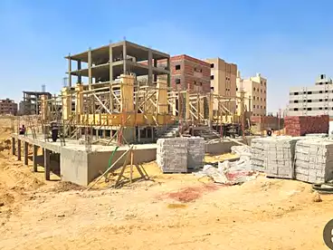 في الحي الثالث، بيت الوطن، 750 متر
