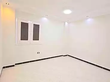 Apartments For sale in Shatee El Nakheel, Al Agamy, 160 sqm