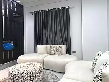 في ميدان لبنان، المهندسين، 200 متر