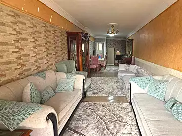شقق للبيع في محرم بك، الاسكندرية، 145 متر