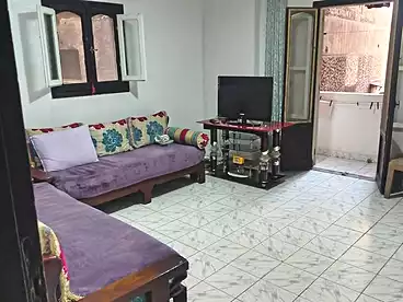 شقق للبيع في شارع جمال عبد الناصر، المندرة، 100 متر