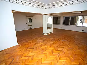 Apartments For sale in Abou Quer St - El Horeya Rd, Ganaklis, 235 sqm
