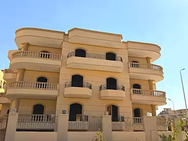 في عبد الجليل عيسي، شارع الشيخ، 205 متر