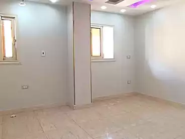 روف للإيجار في شارع الرياض، البيطاش، 200 متر