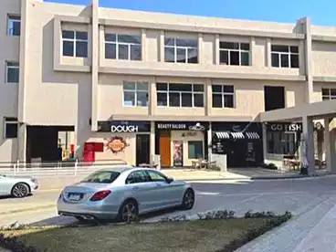 Medical For sale in Karma 4 Mall - Badreldin, Compounds in Sheikh Zayed, 40 sqm