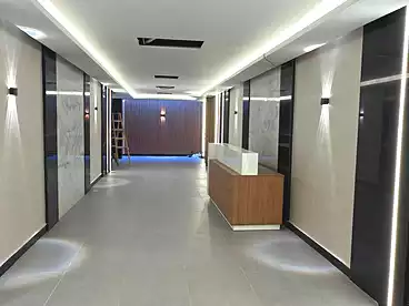 in Northern 90th St., 90th Street, 5200 sqm