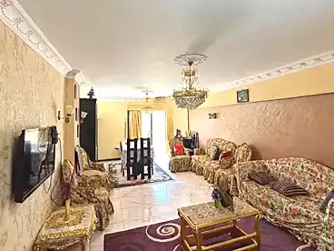 شقق مفروشة للبيع في شارع شبرا، الساحل، 120 متر