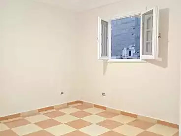 Apartments For sale in Gamal Abd El Nasir St, Sidi Beshr Bahri, 110 sqm