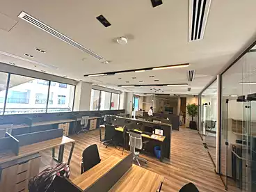 Corporate Branch For rent in Northern 90th St., 90th Street, 250 sqm