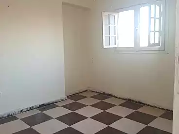 شقق للإيجار في الفلكي، السيوف، 100 متر