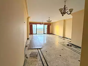 شقق للبيع في طريق الجيش، سيدي بشر، 180 متر