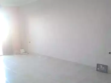 Apartments For sale in Radwan St., El Hanouvel, 120 sqm