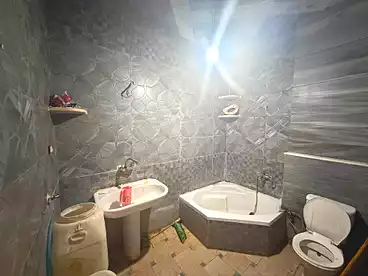 شقق للبيع في أبو يوسف، العجمي، 100 متر