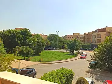 For sale in Abou Obaida Ibn El-Garah St., El Yasmeen 5, 200 sqm